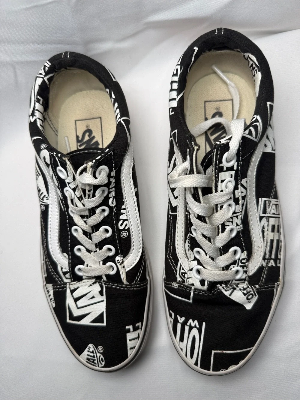 VANS Black and White Graphic Low-Top Sneakers